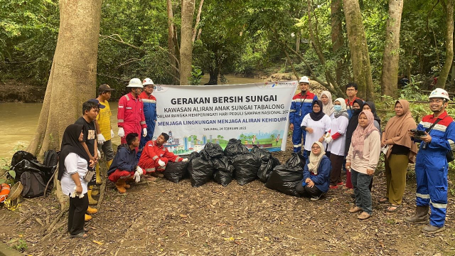 Pertamina EP Tanjung Gelar Gerakan Sungai Bersih Bersama Masyarakat Tabalong